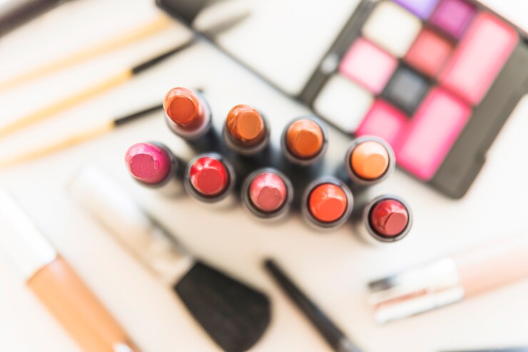 Kurs makijażu dla początkujących. Dlaczego warto podjąć naukę? - makeup-institute.pl